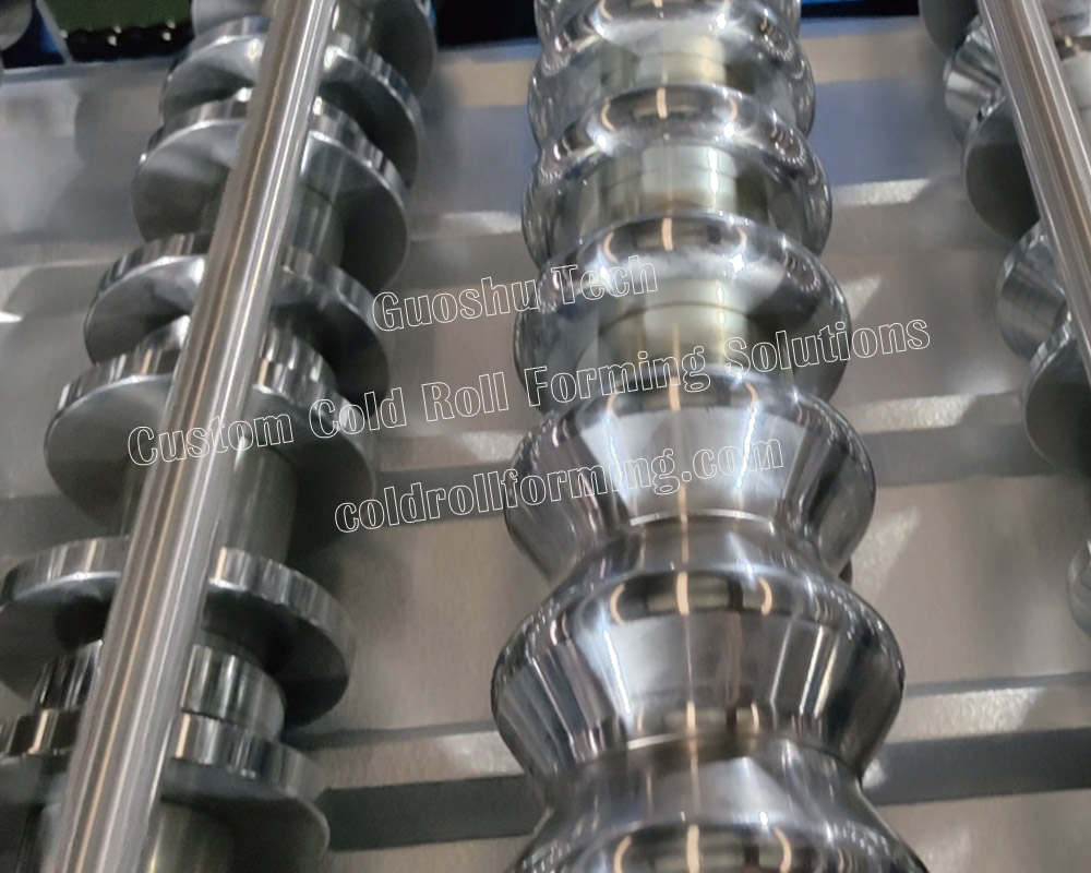 cold-roll-forming-machine-roll-forming-stands-forming-process-close-up.jpg