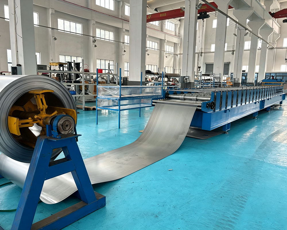 cold-roll-forming-machine-complete-production-line-2026.jpg