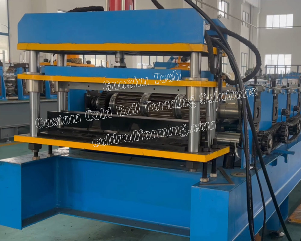 cold-roll-forming-line-flying-shear-cut-to-length-system-working.jpg