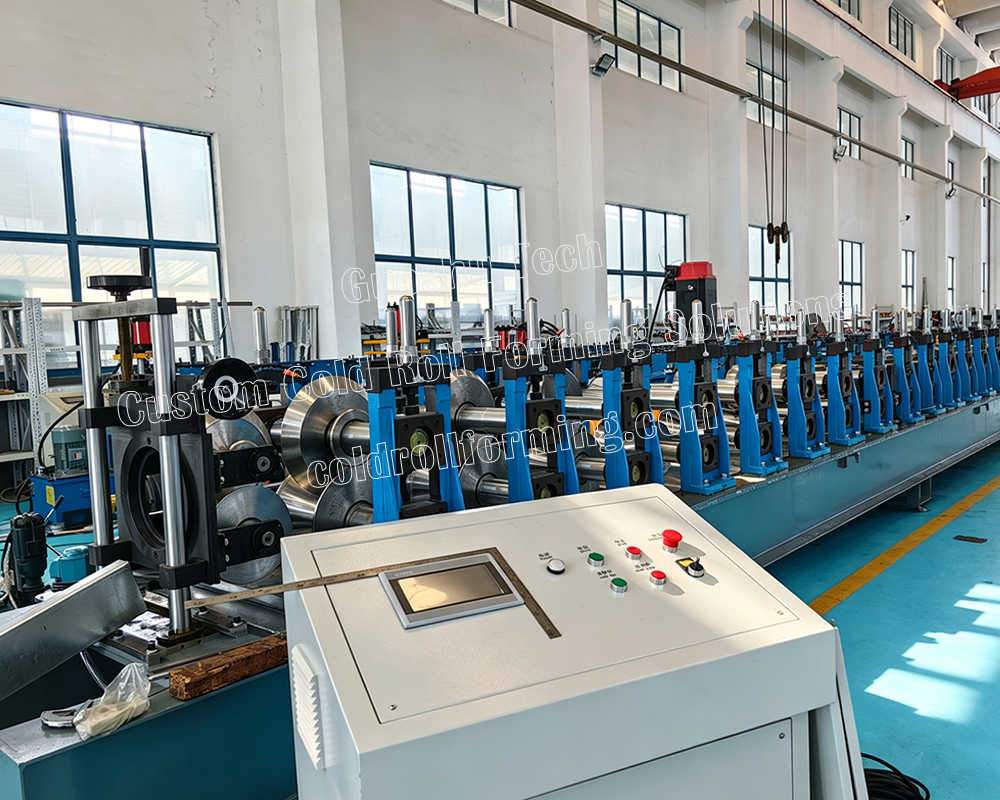 High-Quality High-Precision Cold Roll Forming Machine.jpg